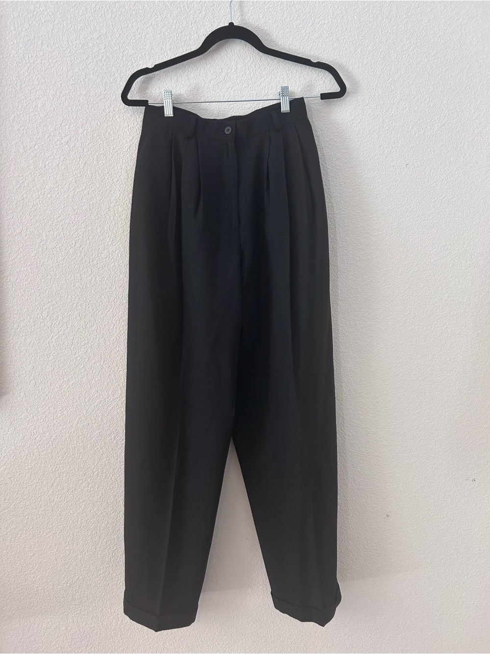 Vintage Jones New York Black Wool High Waisted Pleated Trousers Size 8